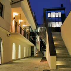 IURIS HOUSE (21) IURIS HOUSE (21)